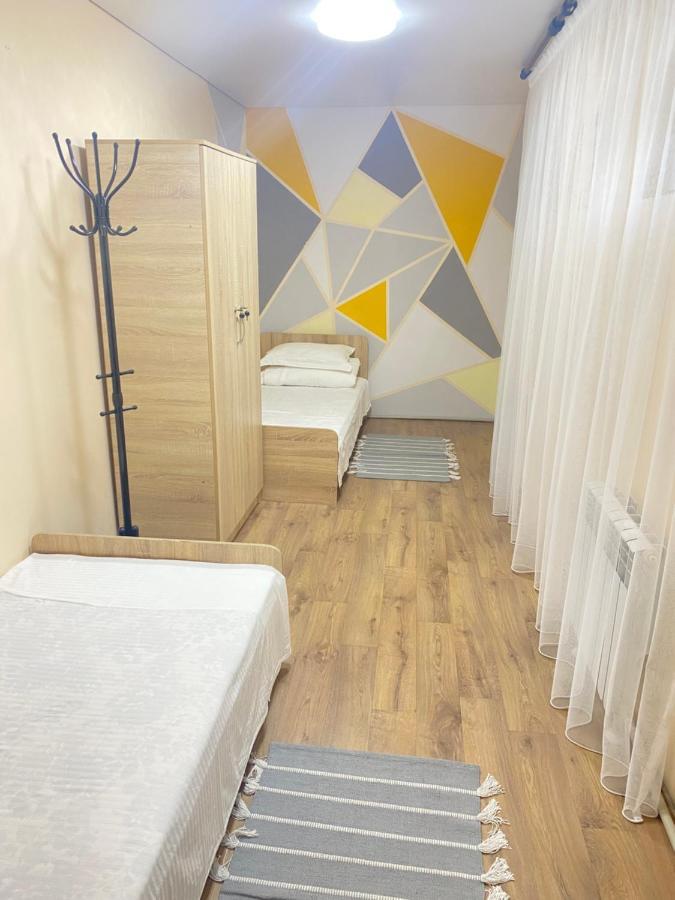 Like Home Rooms Almaty Bagian luar foto